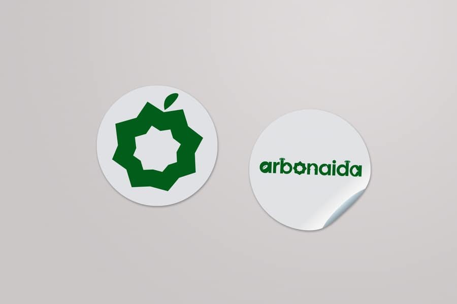 Pegatinas con el símbolo y el logotipo de Arbonaida